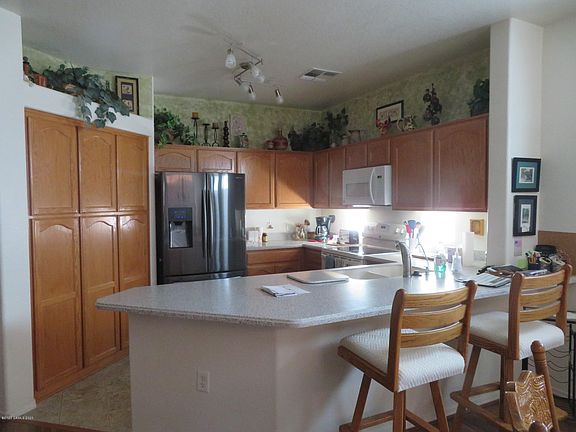 4th image of 2836 Stonehenge Dr