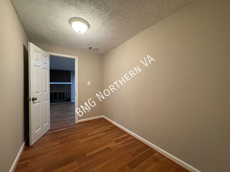 9606 Scotch Haven Dr — Photo 28