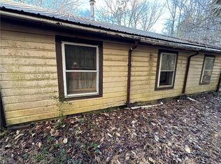 690 Annie Sophia Ln, Roaring River, NC 28669