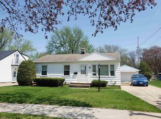 1306 S Walden Ave, Appleton, WI 54915
