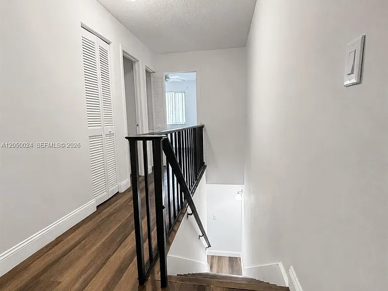 139 Sparrow Dr #5F — Photo 3