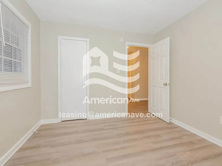 1768172_011_wm_-_bedroom_13322773.jpg