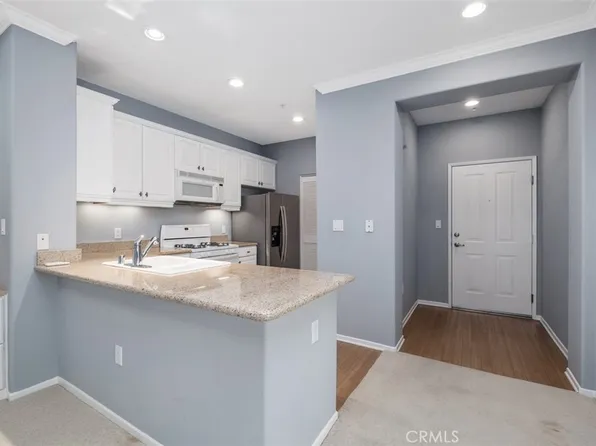 3241 Watermarke Pl, Irvine, CA 92612