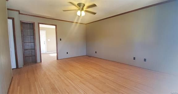 5th image of 903 W Virginia Ave