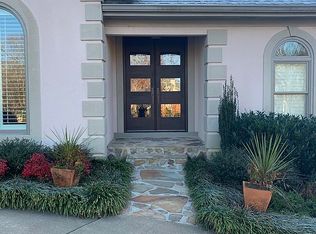 200 Shadowledge Ln, Roswell, GA 30076