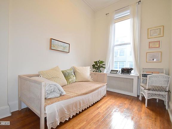 4th image of 58 E 83rd St APT 2B