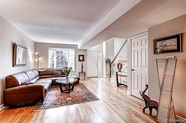 Main Floor Entry/Living