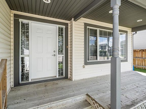 2nd image of 31 N Sierra Rd