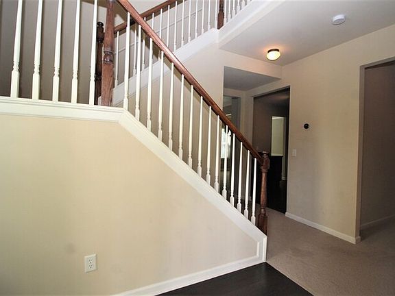 3rd image of 316 Alcovy Way