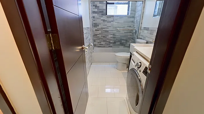 Rented by Charles Coutinho LLC | media 61