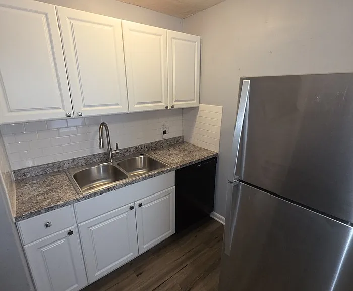 9701 Brooklane St — Photo 16