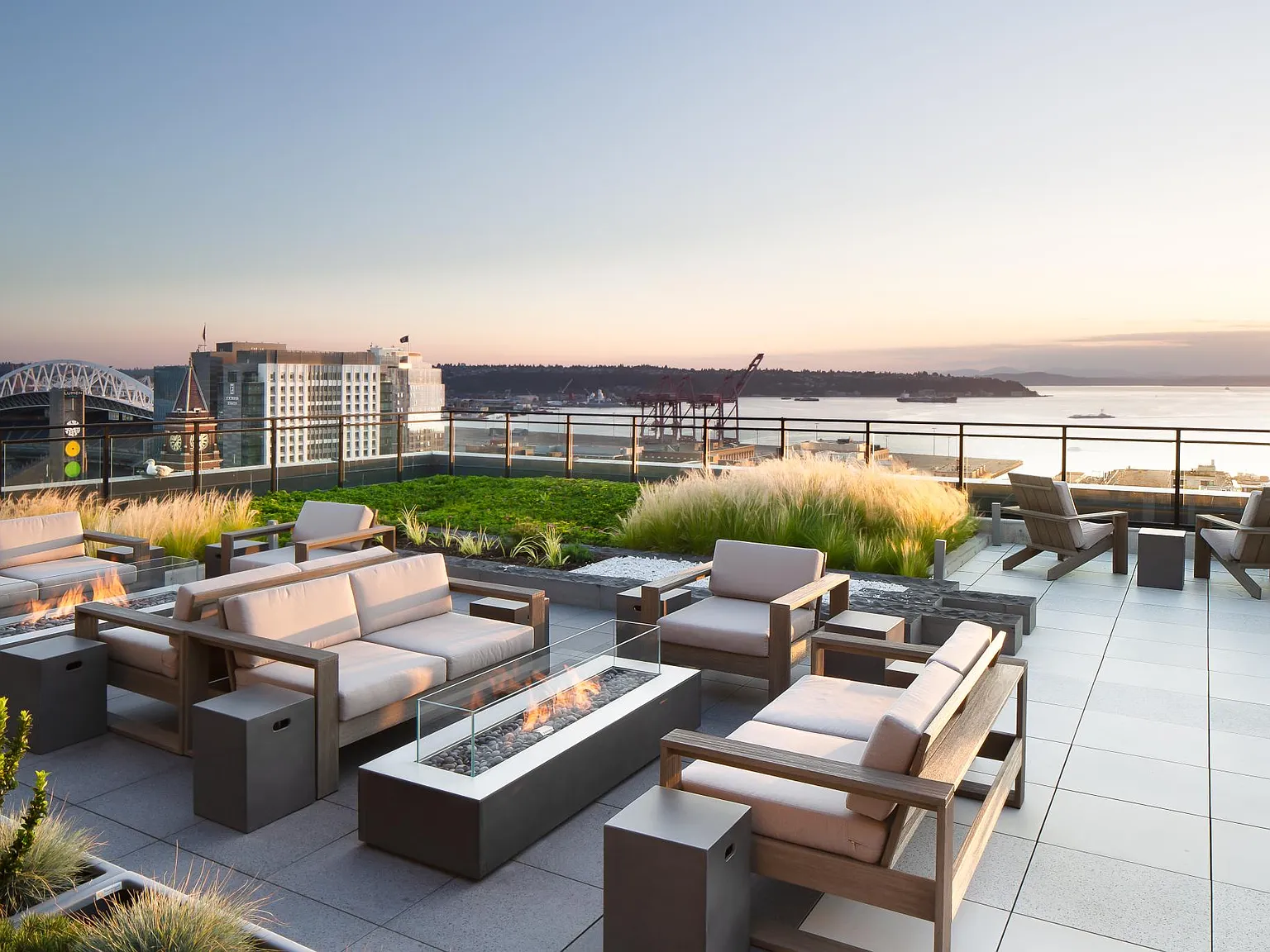 1 bed, 605 sqft, $2,200 — Photo 4