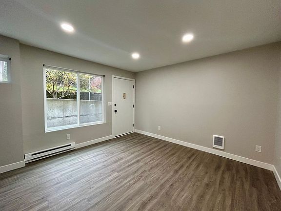 5th image of 15 Ward St #1