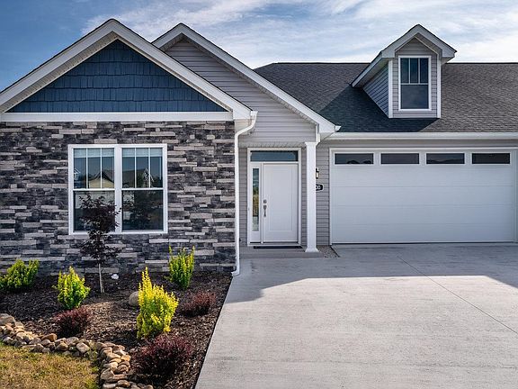 3rd image of 5000 Fox Trot Ln