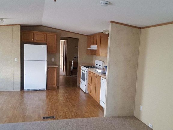2nd image of 2900 Grand Ave Lot 361