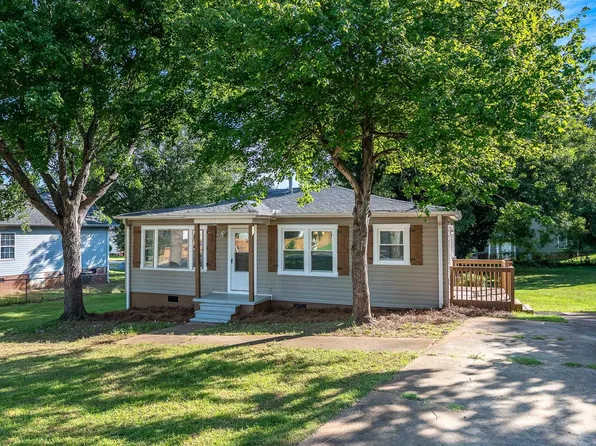 108 Mack St, Greenville, SC 29609