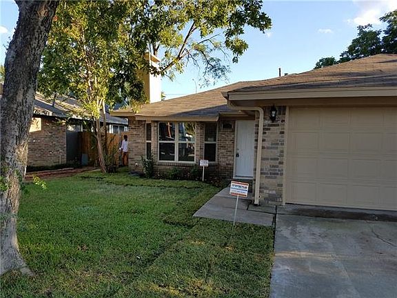 3rd image of 1312 Cy Blackburn Cir