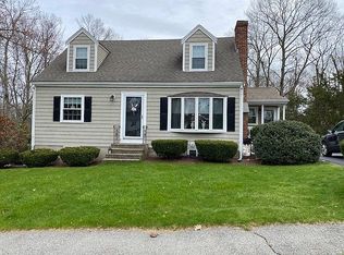 29 Indian Hill Rd, Woburn, MA 01801