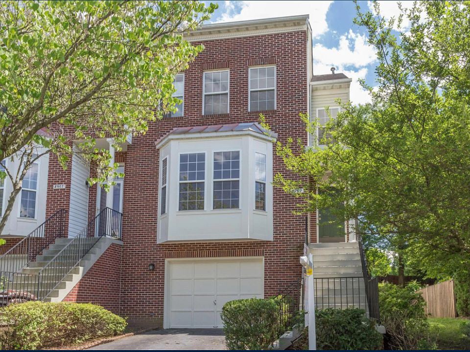 1st image of 8909 Royal Astor Way