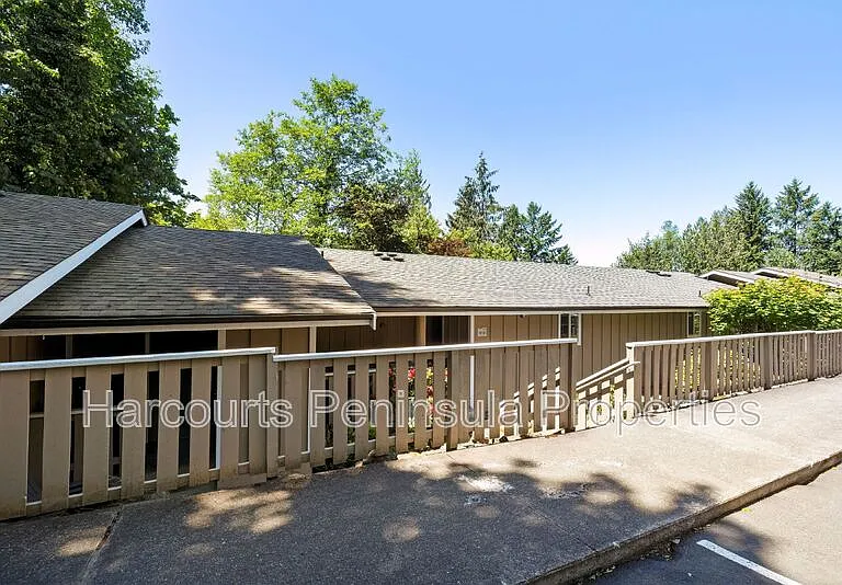 45 NE Torval Canyon Rd #4 — Photo 11