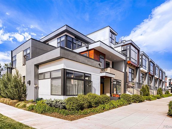 4th image of 6729 E Lowry Boulevard