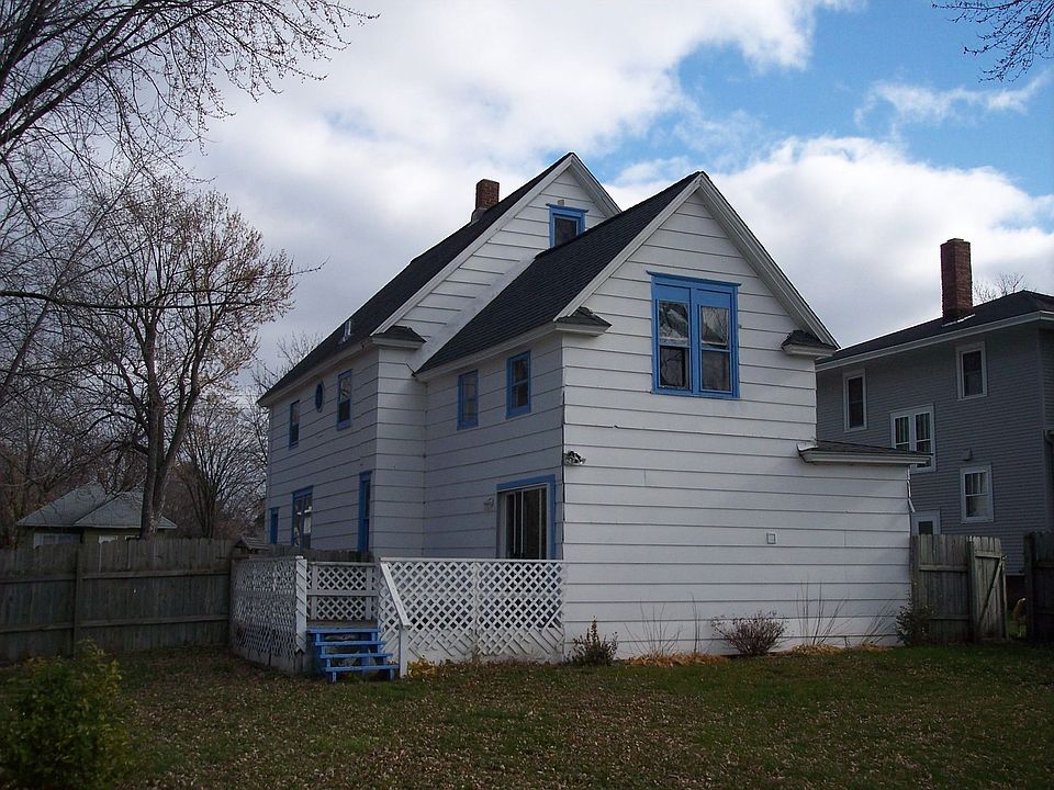 2nd image of 115 S Green Ave