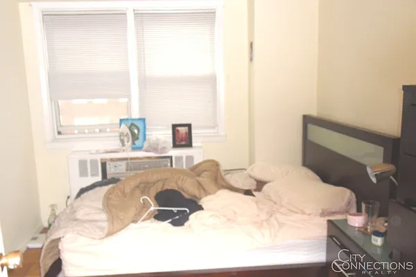 Rented by City Connections Realty | media 20