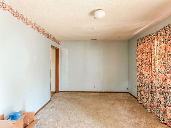 4th image of 522 N Gardner St