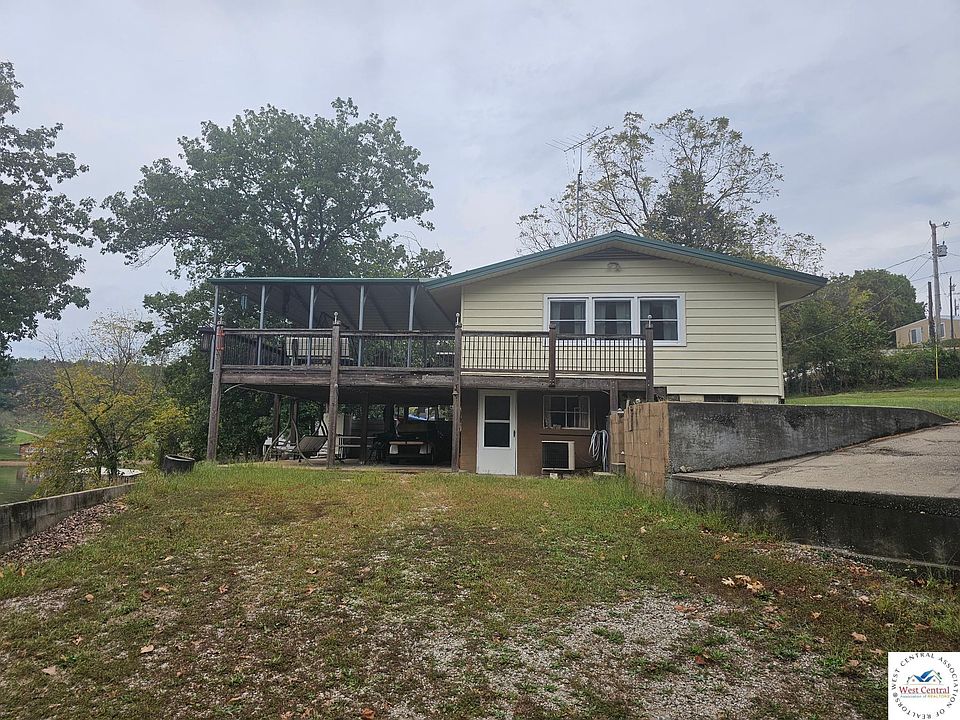 2nd image of 28495 Evening Dr