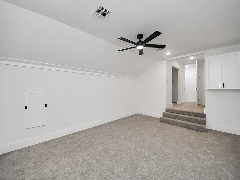 23851 Creekwood Dr — Photo 34