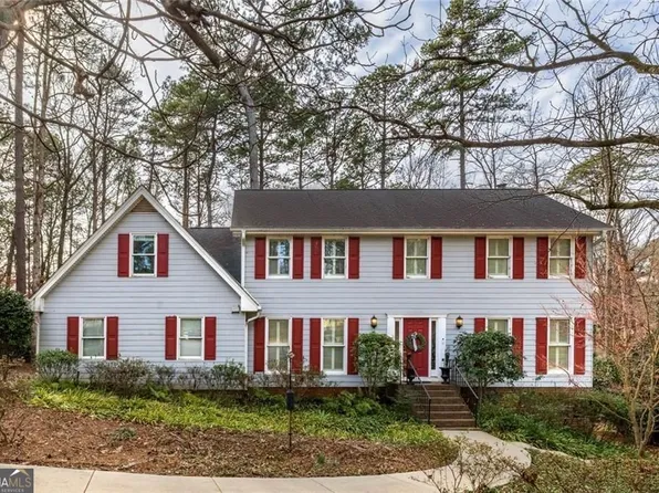 2086 Mountain Creek Ct, Stone Mountain, GA 30087