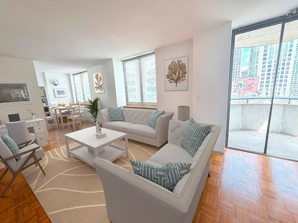 224 E 52nd St APT 20, New York, NY 10022