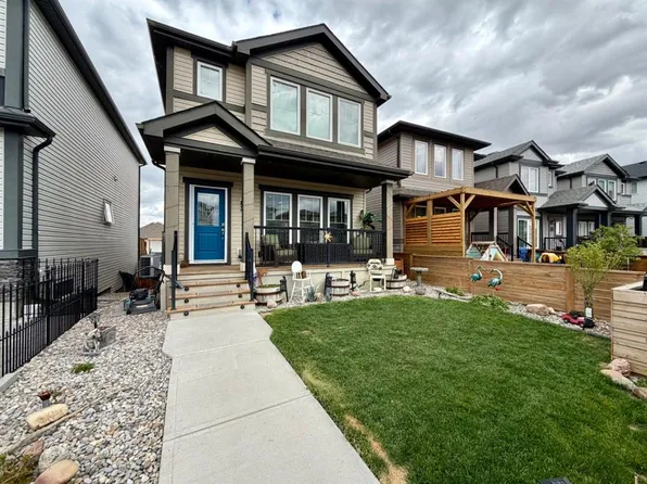 527 Moonlight Ln W, Lethbridge, AB T1J 5K1