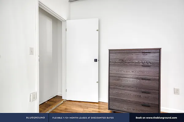 Rented by The Blueground | media 27