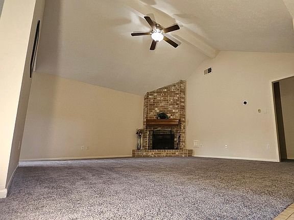 4th image of 1126 Valley Ranch Dr