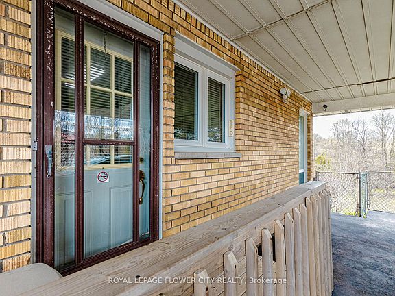 5th image of 1433 Fanshawe Park Rd E