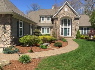 76 Cross Brook Rd, Woodbury, CT 06798