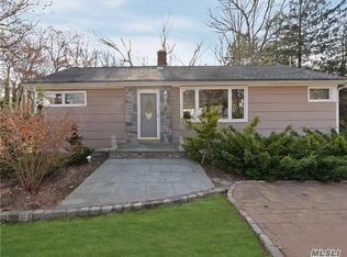 120 Little Plains Rd, Huntington, NY 11743