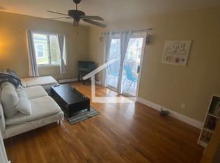93 Glen St #2, Somerville, MA 02145