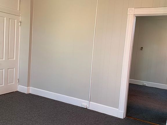 4th image of 51 E Antietam St APT 1