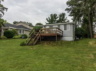 6210 Bullard Rd, Fenton, MI 48430