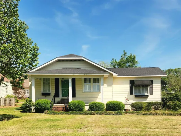 1006 Barkley St SW, Hartselle, AL 35640