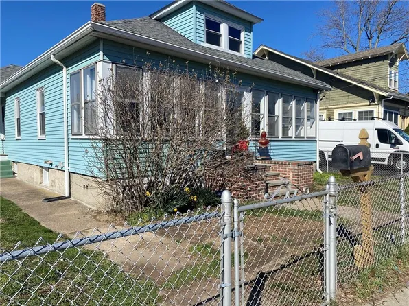 308 Columbus Ave, Pawtucket, RI 02861