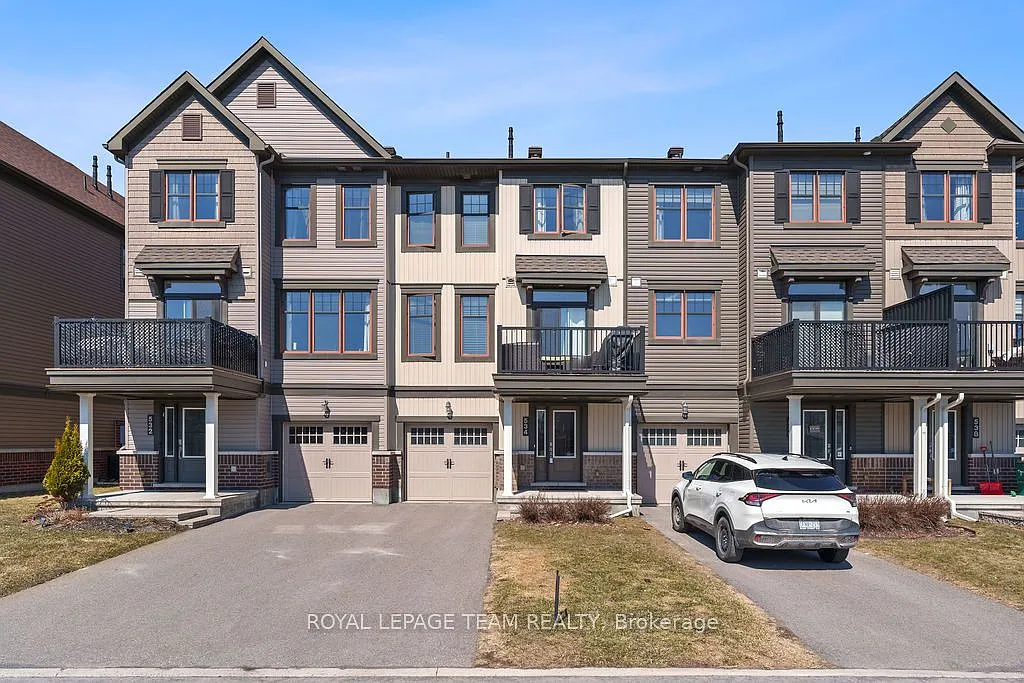 2 bed, $2,350 — Photo 1