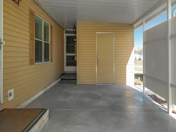 2nd image of 10730 SW 31st Ave #512