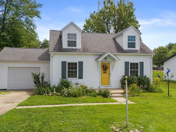 205 W Main St, Hanover, IN 47243