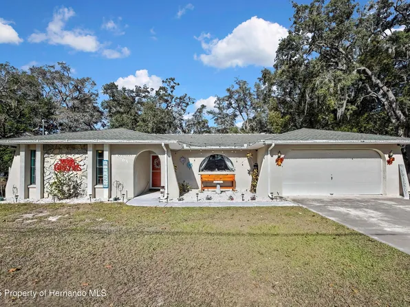 8265 Apple Orchard Rd, Spring Hill, FL 34606