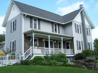 172 Crawford Rd, New Albany, PA 18833