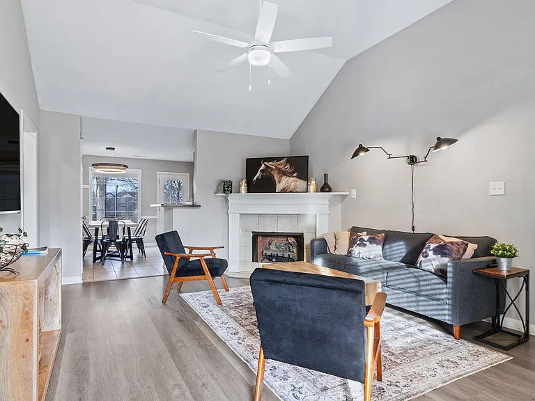 6830 Garmin Ln — Photo 13