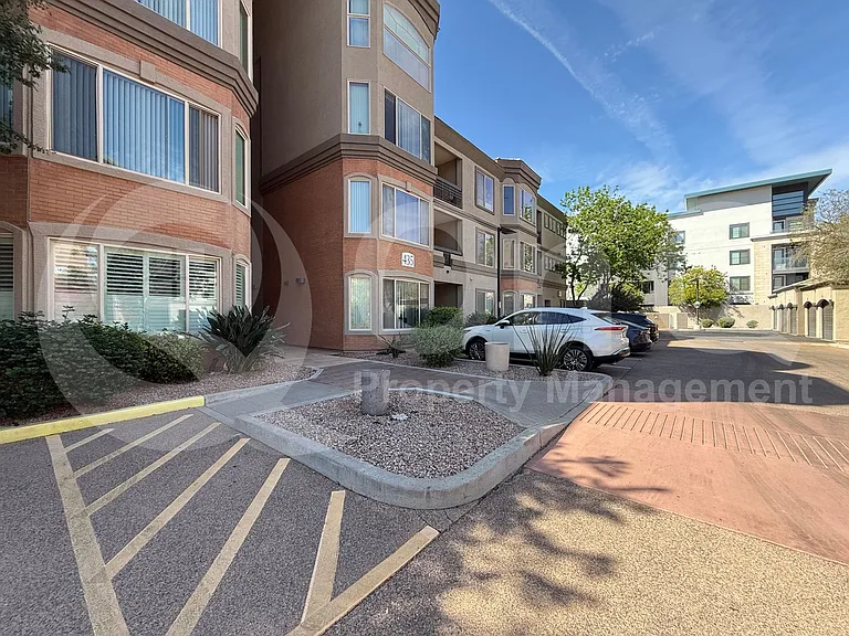 435 W Rio Salado Pkwy #235 — Photo 2